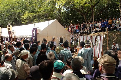 922759_450662841691904_140817118_n 座問答