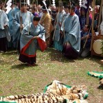 座問答　仲裁〝いずれ明年まで〟