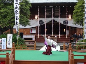 「橘流雨降吟舞会」吟舞