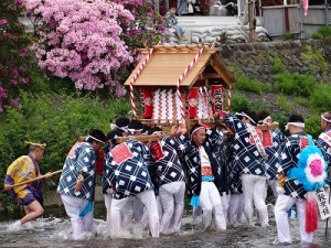 国府祭　金目川　（ 昨年 ）