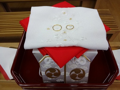 結婚式　指輪交換