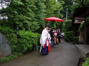 参進前の列立（れつりゅう）