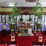 一年祭の祭壇飾り