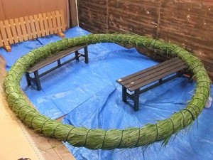 青々と生命力みなぎる「茅の輪」