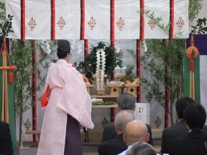 DSCF3007 倉庫の竣工式 おめでとうございます