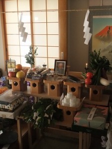 御霊の平安を祈り上げ