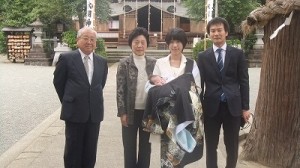 初宮参り　（４日）　おめでとうございます