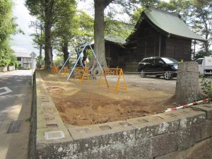 玉垣など大規模な改修工事を行う真田神社