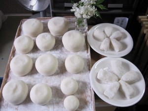 お供えの餅としとき