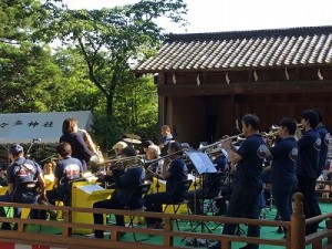 「ジャズアンサンブル阿夫利」演奏