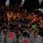 子供神輿の宮入り