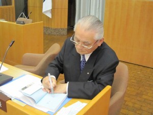 宮﨑会長にサインをいただく