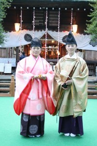 IMG_2128 宮司と宮田まゆみさん