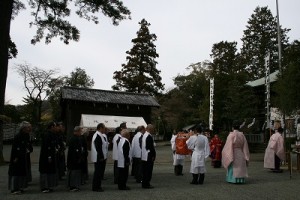 祭典に先立つ修祓（おはらい）の儀