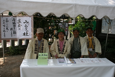 IMG_3947 受付 ボランティアの皆さん