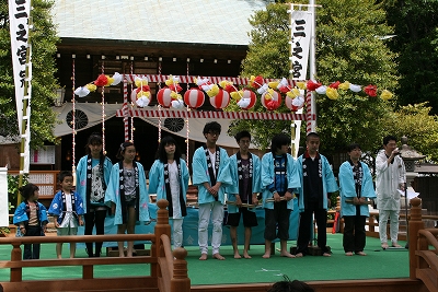 IMG_4071 太鼓演奏 ( 青少年協会伊勢原太鼓部 )