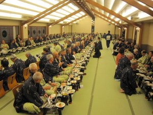 IMG_4090 大宴会・大懇親会で盛り上がりました