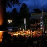 一昨年の演奏の様子（比々多神社雅楽会）