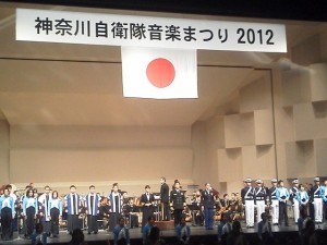 フィナーレでビリーブの演奏を大合唱