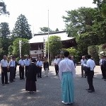 境内で由緒説明